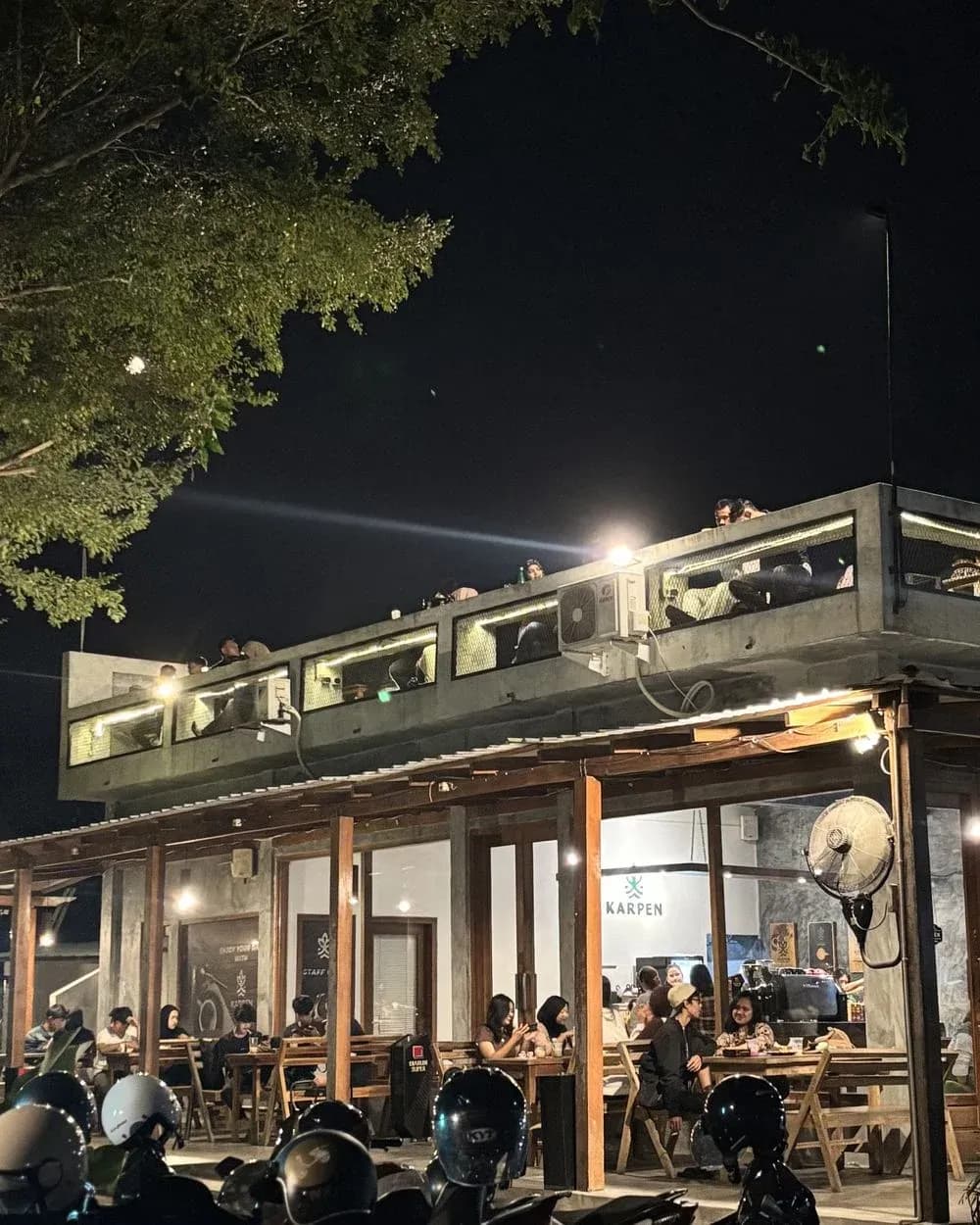 Malam hari
